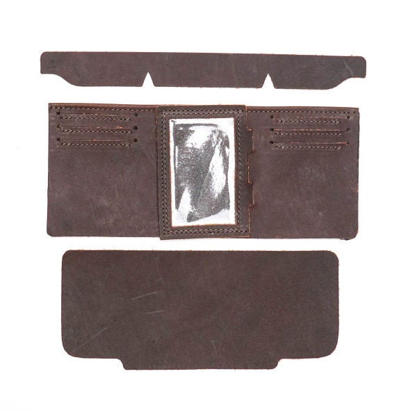 MTWI.Matte Brown.01.jpg Maverick Trifold Wallet Interiors Image